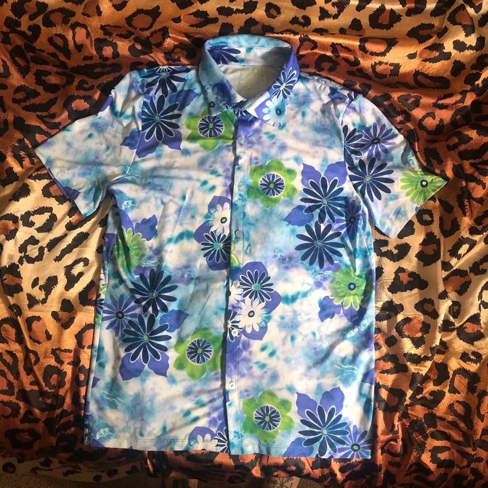Fun and funky tie dye floral printed button down shirt men’s size medium